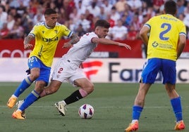 El Sevilla - Cádiz de la pasada temporada, uno de los partidos en el punto de mira por las amarillas a Kike Salas