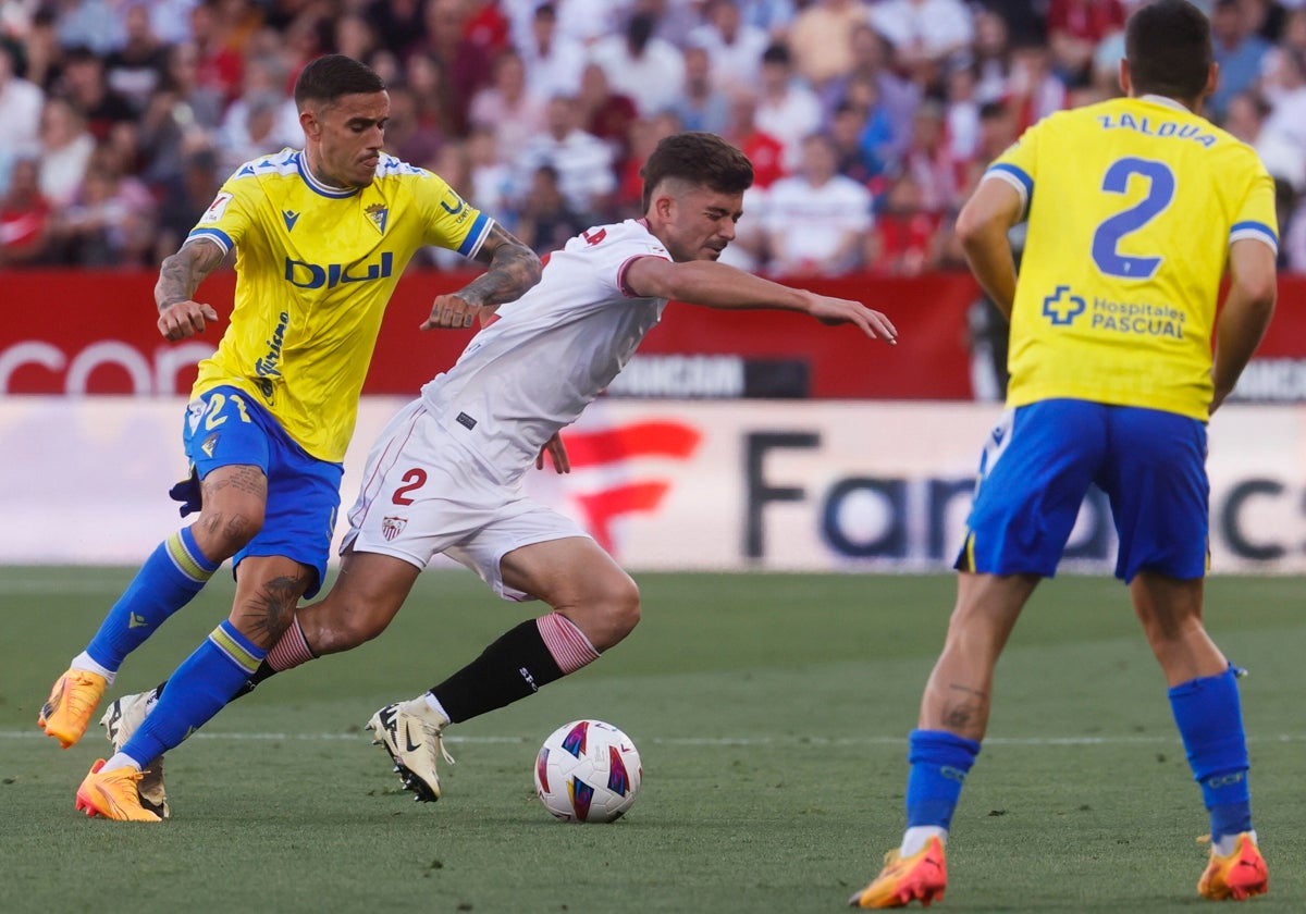 Kike Salas durante el Sevilla - Cádiz de la pasada temporada.