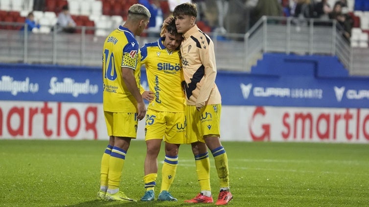 El Cádiz CF enseña la puerta de salida a Melendo