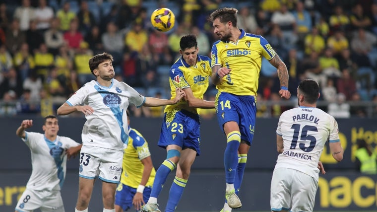 Kovacevic disputó completos los últimos ocho encuentros ligueros de Paco López como entrenador del Cádiz CF.