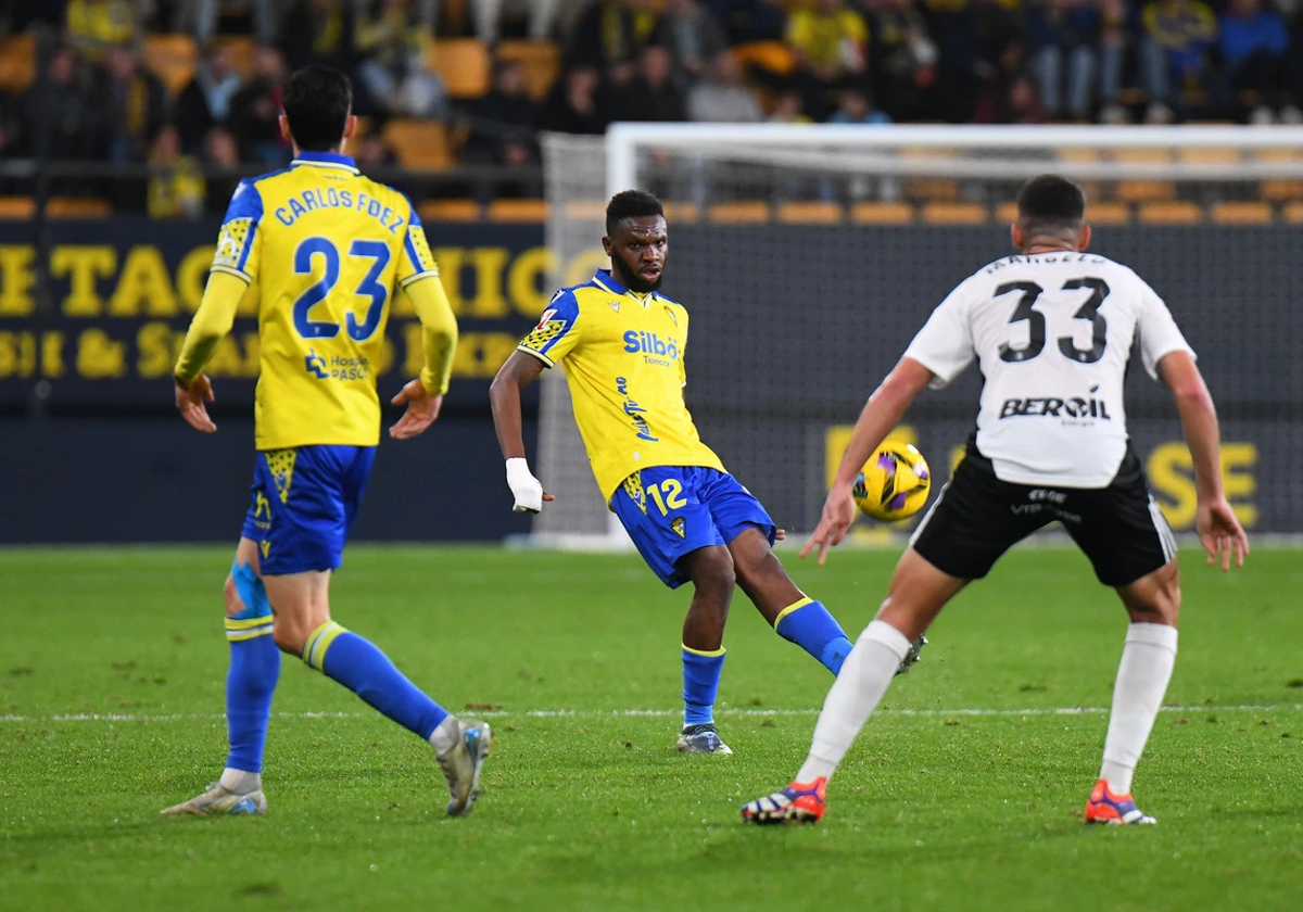 Kouamé, en un partido con el Cádiz