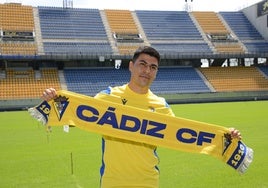 Tomás Alarcón, la esperanza chilena que no se asentó en el Cádiz CF