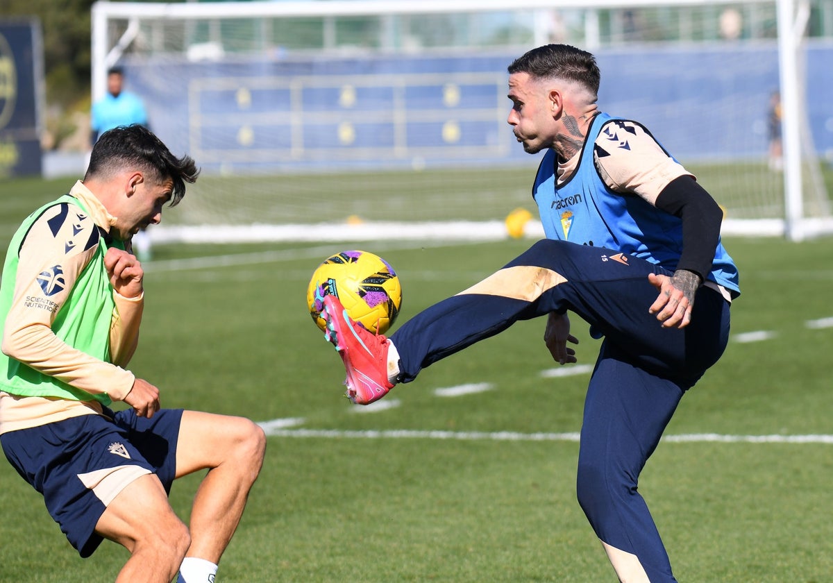 Roger y Sobrino, en un entrenamiento.