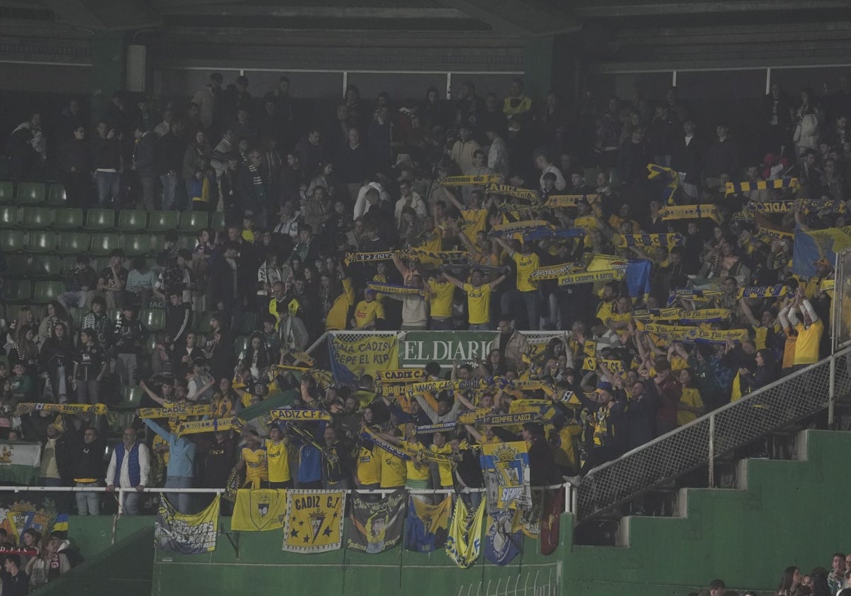 La afición del Cádiz CF siempre está presente.