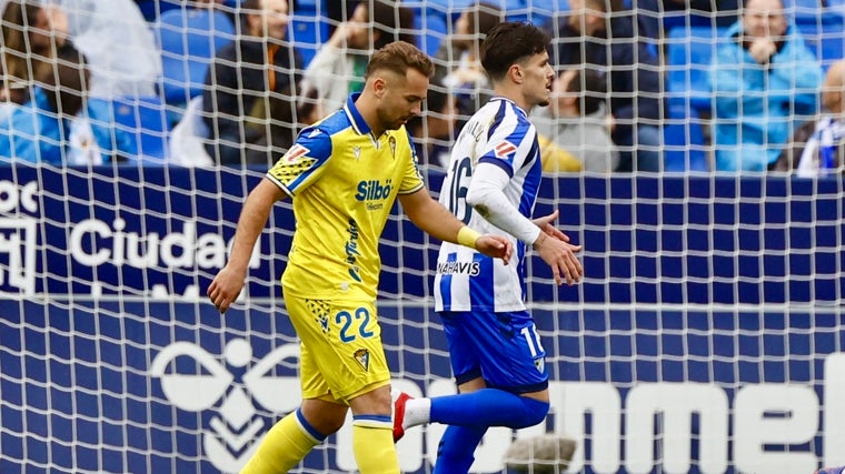 Ontiveros fue silbado en su vuelta a La Rosaleda.