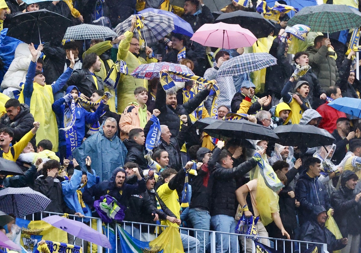 Ni la lluvia frenó al cadismo en Málaga.