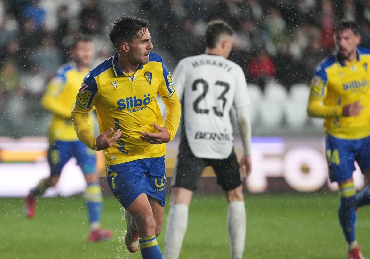 Las imágenes del Burgos-Cádiz CF