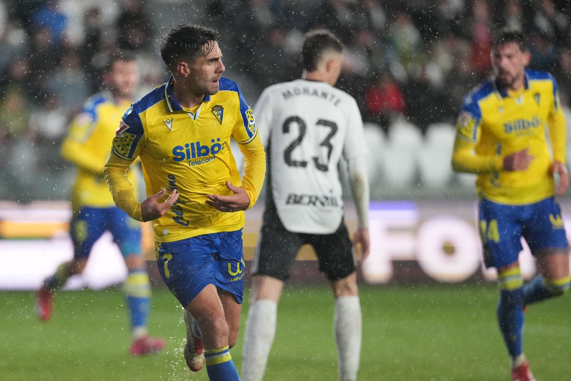 Las imágenes del Burgos-Cádiz CF