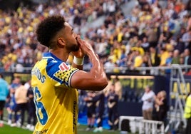 Una vez más, Chris Ramos