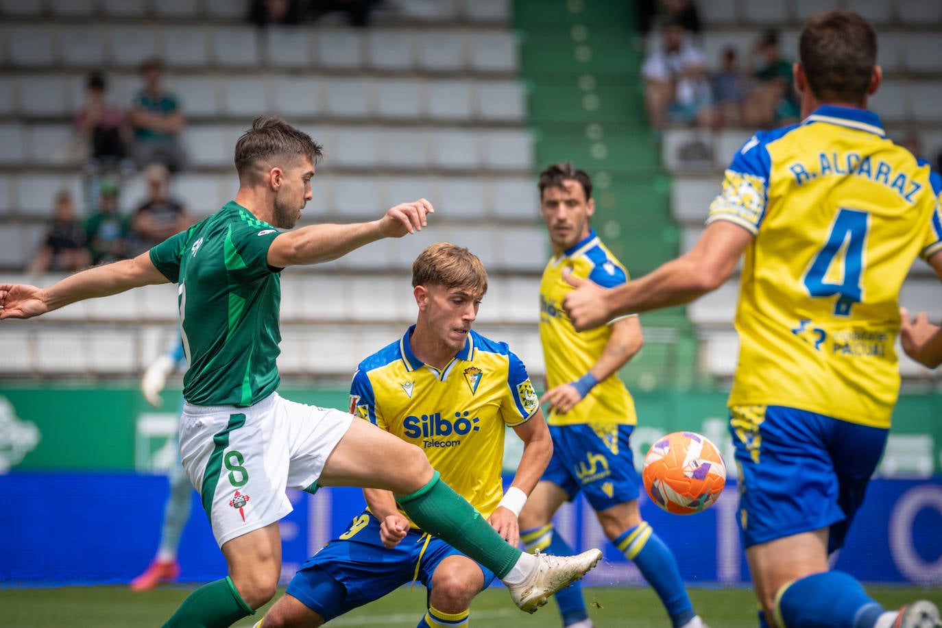 Fotos: así ha sido el partido del Racing de Ferrol - Cádiz