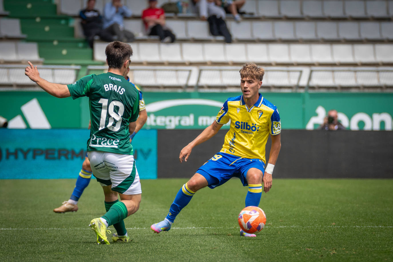Fotos: así ha sido el partido del Racing de Ferrol - Cádiz