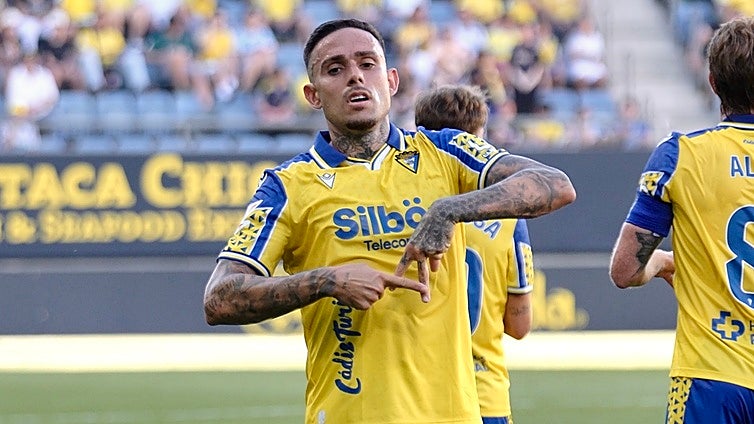 Roger Martí y su mejor momento desde que llegó al Cádiz CF