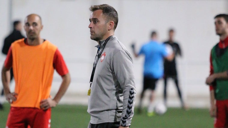 Rubio fue entrenador del Utrera.