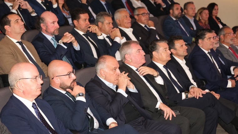 Imagen de una antigua presentación del proyecto Sport City Cádiz.