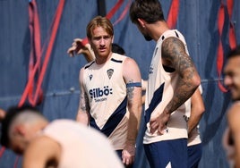 Renovaciones en el Cádiz CF: ¿Y ahora Álex?