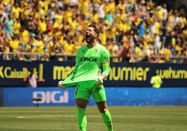 Conan Ledesma defendió durante cuatro temporadas la portería del Cádiz CF