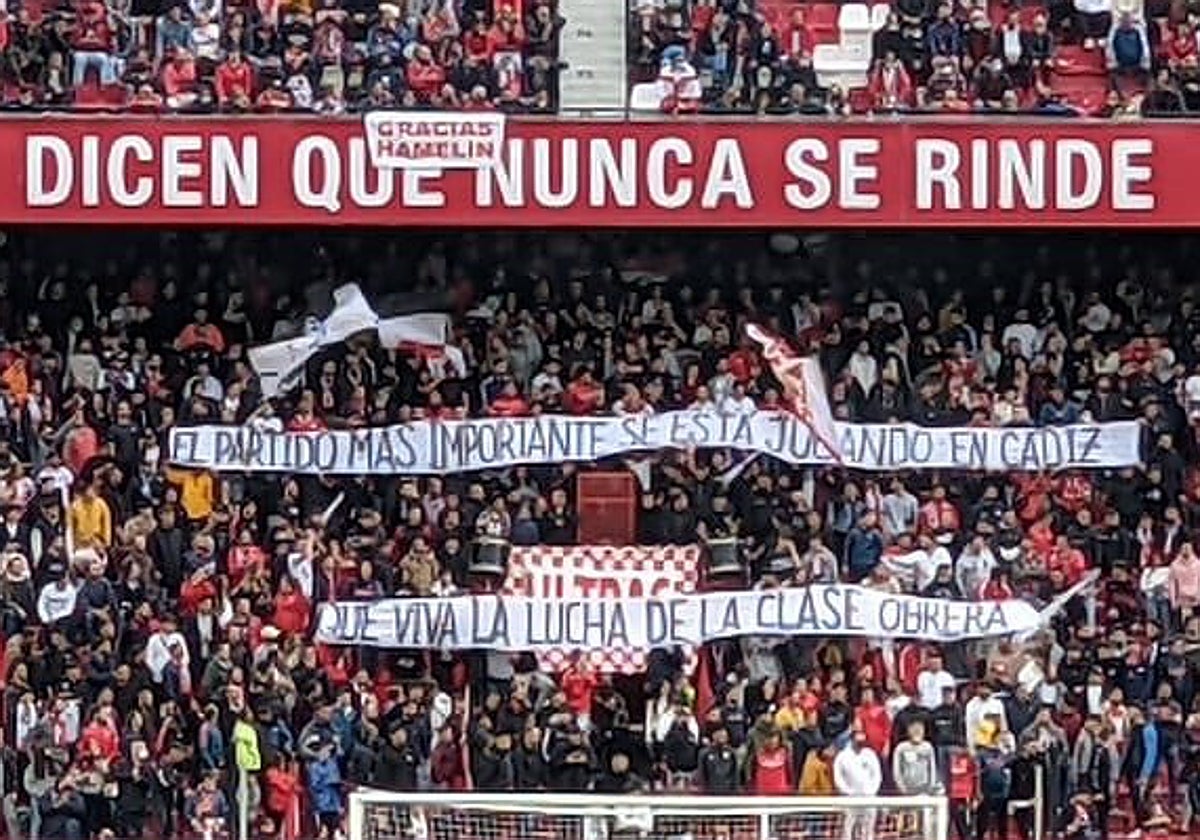 Biris Norte ha mostrado su apoyo a las movilizaciones por la Huelga del Metal en la provincia de Cádiz.