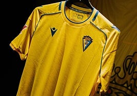 Macron extiende sus redes en la provincia de Cádiz