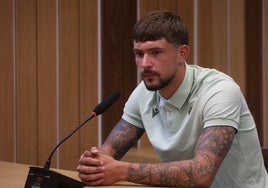 Bojan Kovacevic, central del Cádiz CF: «Espero superarme esta temporada»