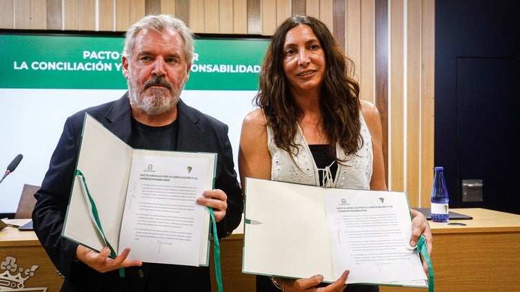 El Cádiz CF y la Junta de Andalucía firman el Pacto Andaluz por la Conciliación y la Corresponsabilidad