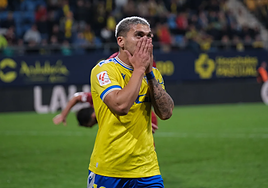 El futuro de Brian Ocampo y Matos en el Cádiz CF