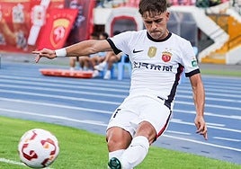 Melendo debuta con victoria en la SúperLiga China