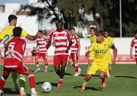 Cádiz y Granada firman las tablas en el cuarto encuentro de pretemporada (1-1)