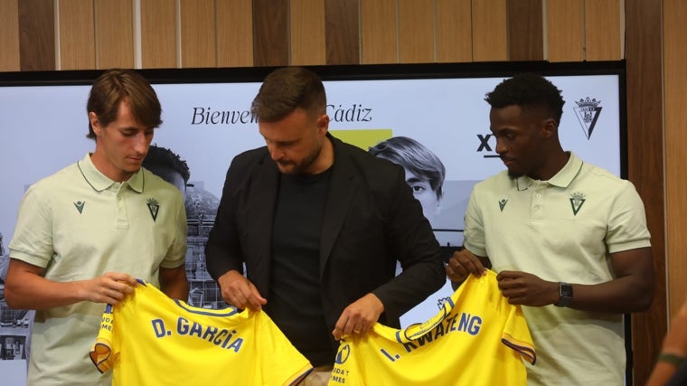 El Cádiz CF rastrea el mercado en busca de jugadores interesantes.