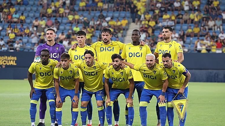 Once del Cádiz ante el Córdoba