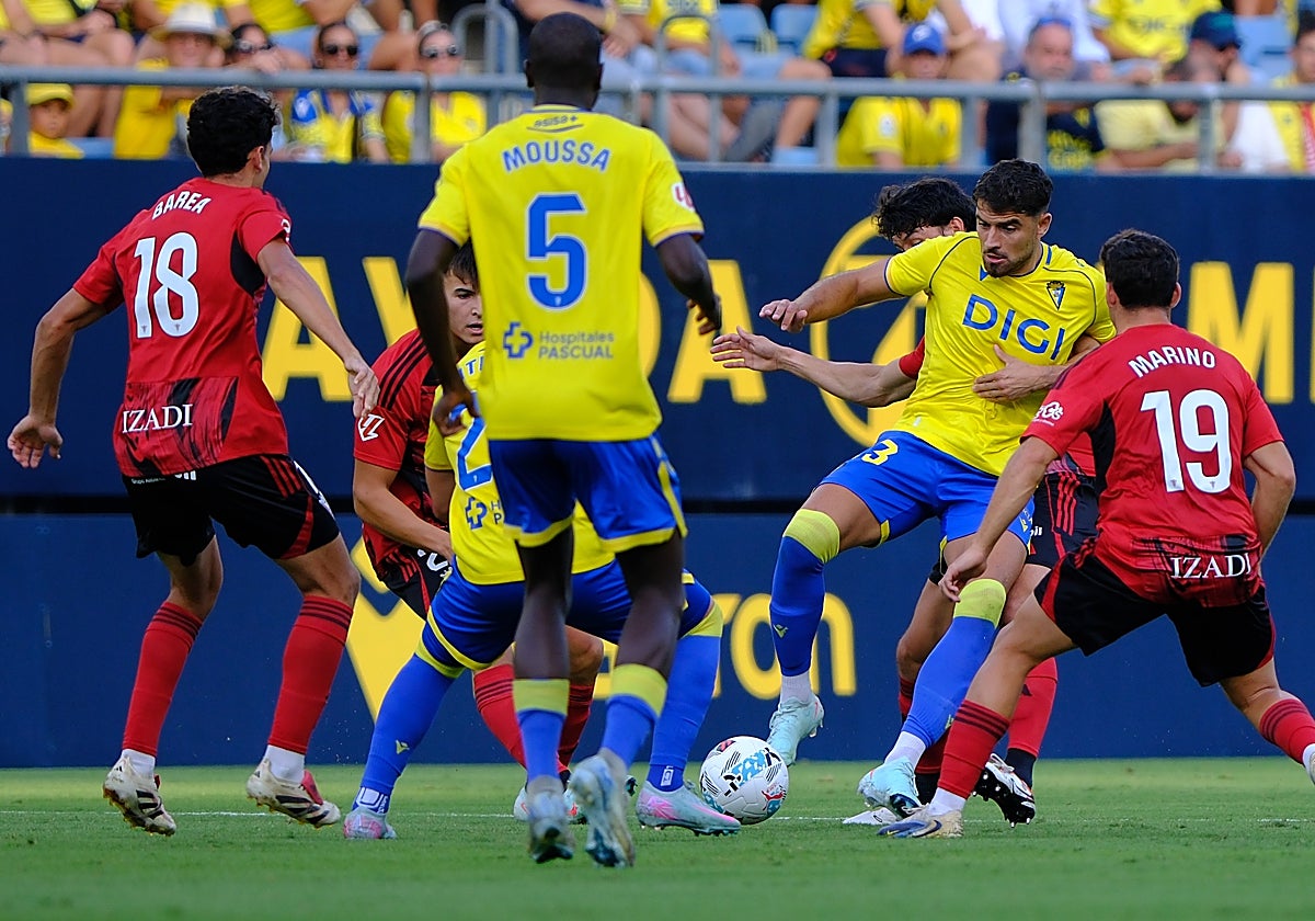 Álvaro García Pascual, delantero del Cádiz CF.