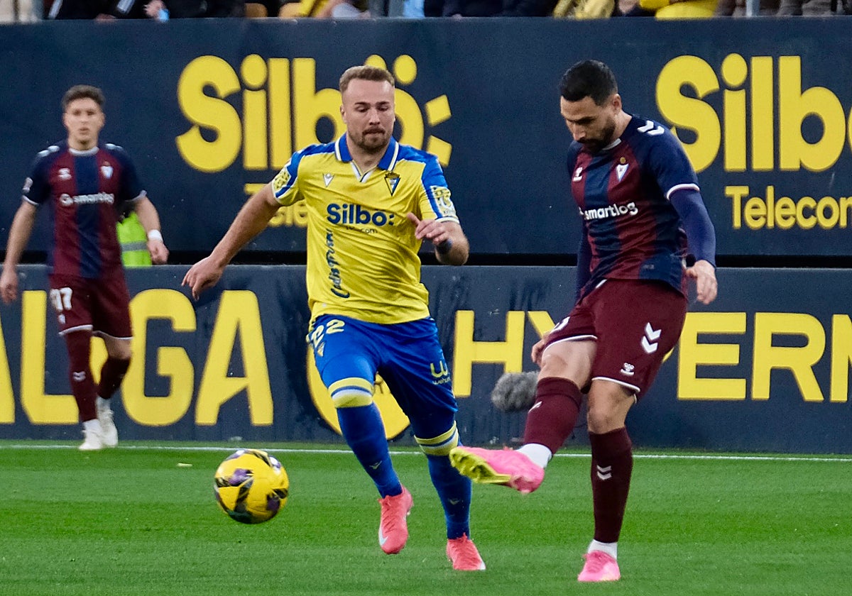 El Cádiz CF recibirá al Eibar a mediados de septiembre.