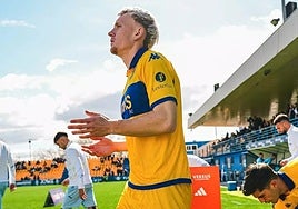 Vladys tensa la cuerda