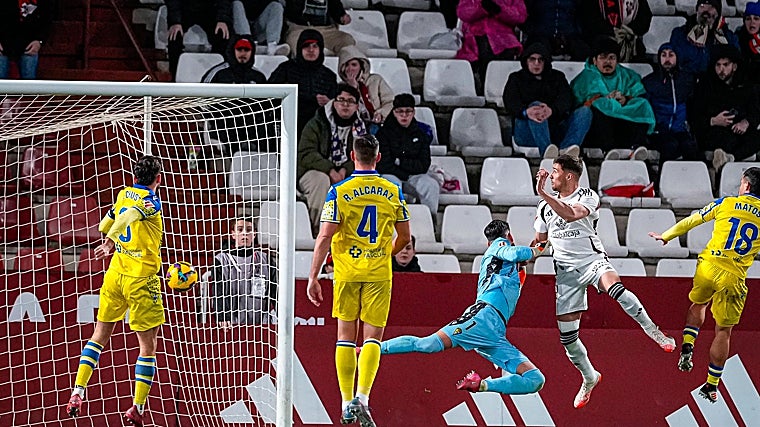 El Albacete Balompié ganó 3-0 al Cádiz CF la temporada pasada.
