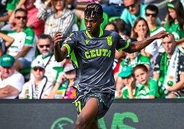 Efe Aghama, la nueva promesa nigeriana del Ceuta por la que apuesta el Cádiz CF