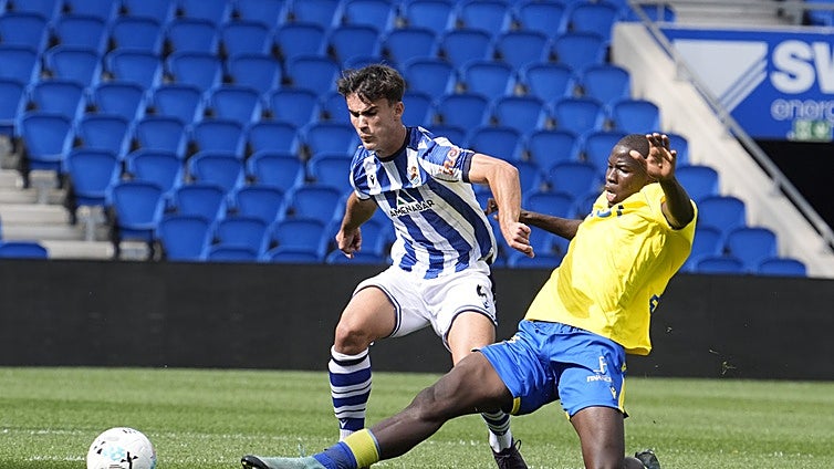 Así hemos vivido la Real Sociedad B - Cádiz, en directo: 3-3, resumen y ruedas de prensa