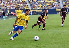 La magia de Suso y San Víctor para que el Cádiz CF siga en racha (1-0)