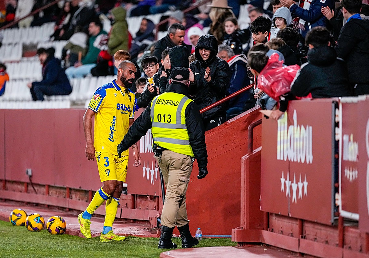 Fali está en el dique seco.