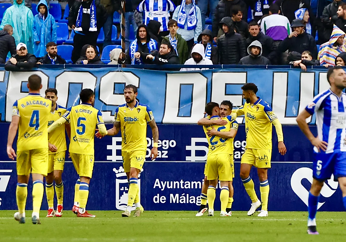 Melendo y Matos provocaron la victoria amarilla el pasado curso en La Rosaleda