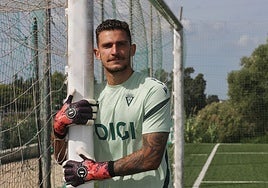El Test: 10 preguntas para conocer mejor a Víctor Aznar, guardameta del Cádiz CF