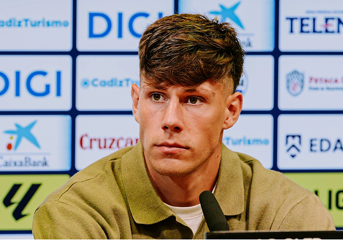 Iker Recio, en rueda de prensa