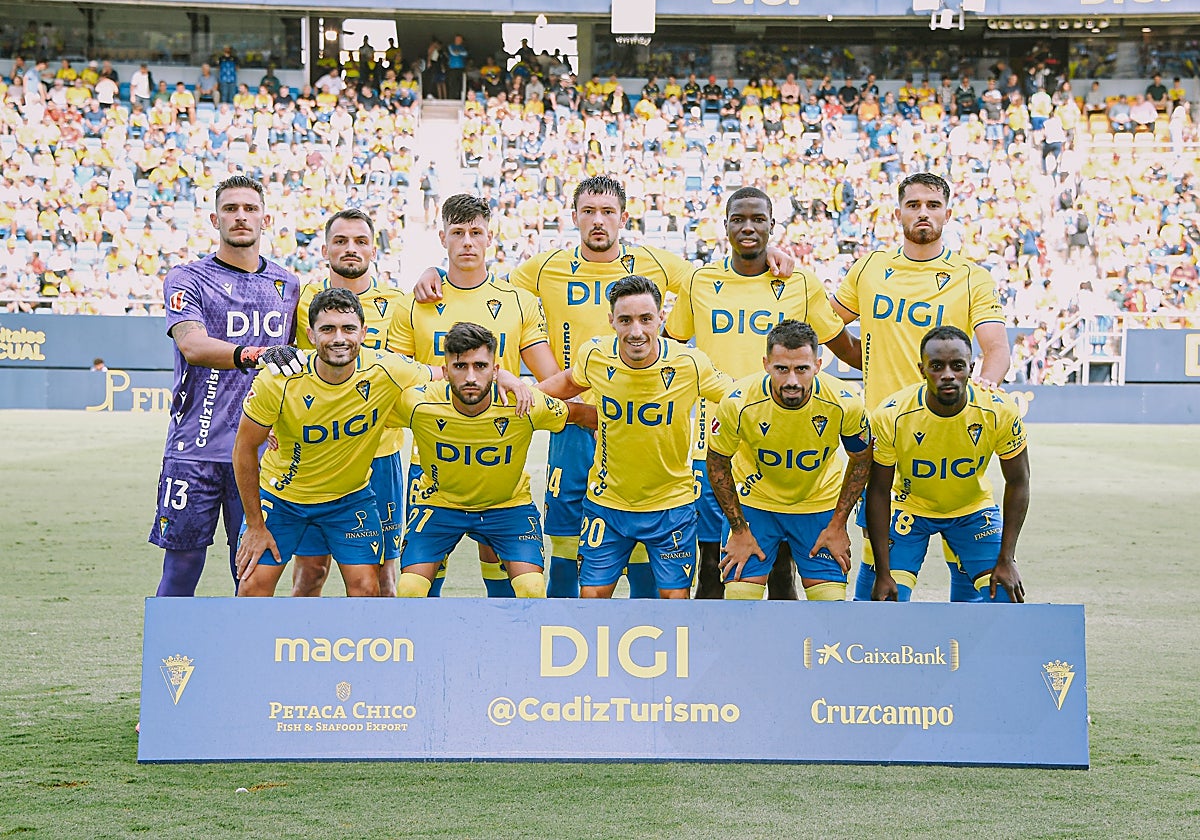 Once del Cádiz ante el Ceuta