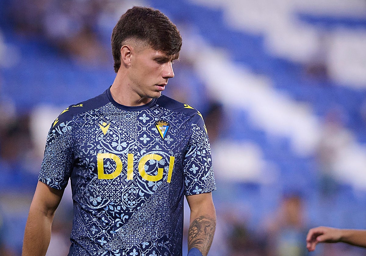 Iker Recio antes de un encuentro esta temporada.