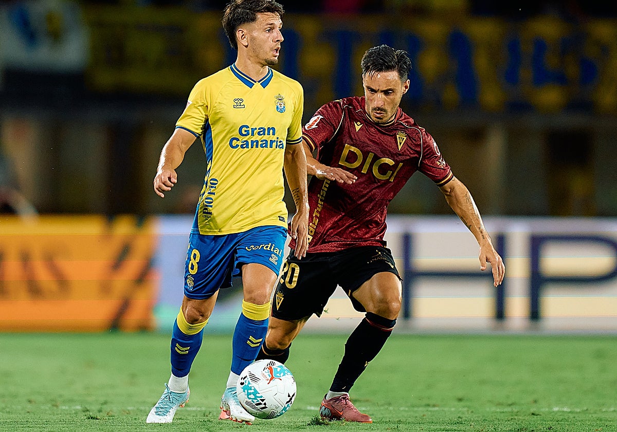 Iza es uno de los veteranos del Cádiz CF.