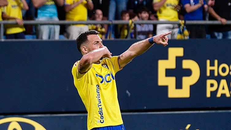 Cádiz tiene un nuevo ídolo: Iuri Tabatadze