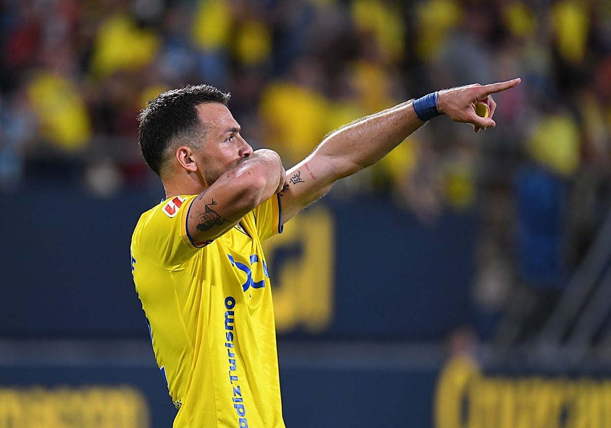 Tabatadze es el máximo goleador amarillos con cuatro.