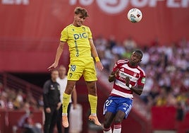 De la Rosa vuelve a ser titular en el Cádiz CF: «Han sido semanas duras para mí»