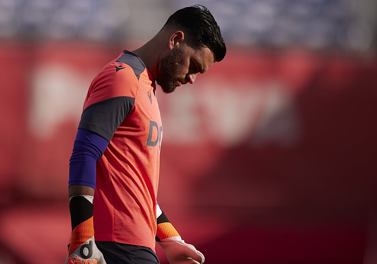 David Gil es el portero del Cádiz CF en la Copa del Rey.