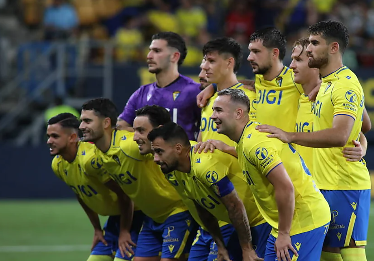Once titular del Cádiz ante el Burgos