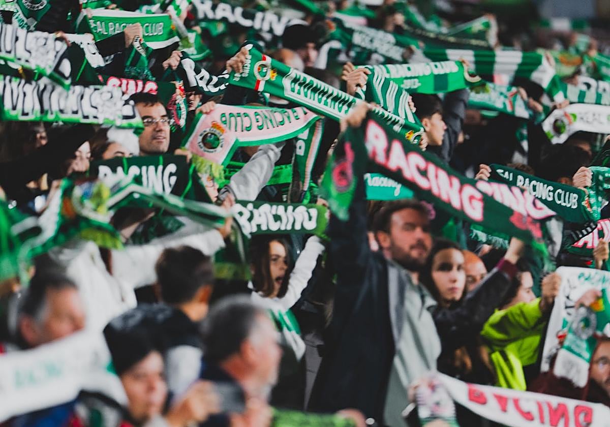 Los seguidores del Racing de Santander estarán presentes en Cádiz el próximo domingo.