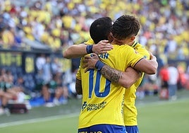 Las alineaciones oficiales del Cádiz - Racing de Santander